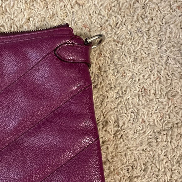 Rebecca Minkoff clutch with no strap - Picture 2 of 2